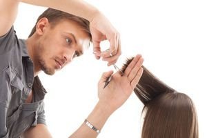  ژست عکاسی در ارایشگاه مردانه