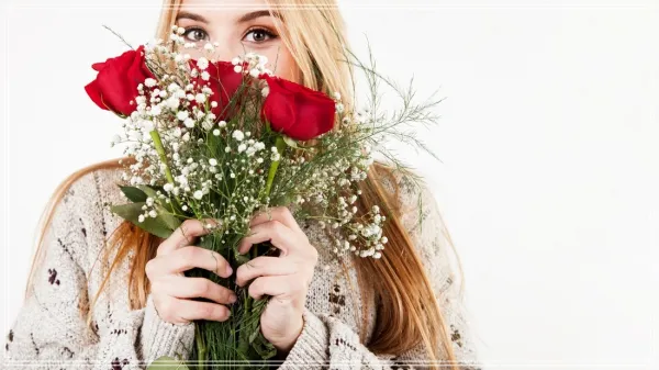  ژست با شاخه گل