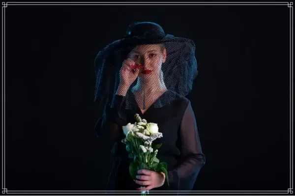  ژست عکاسی با گل