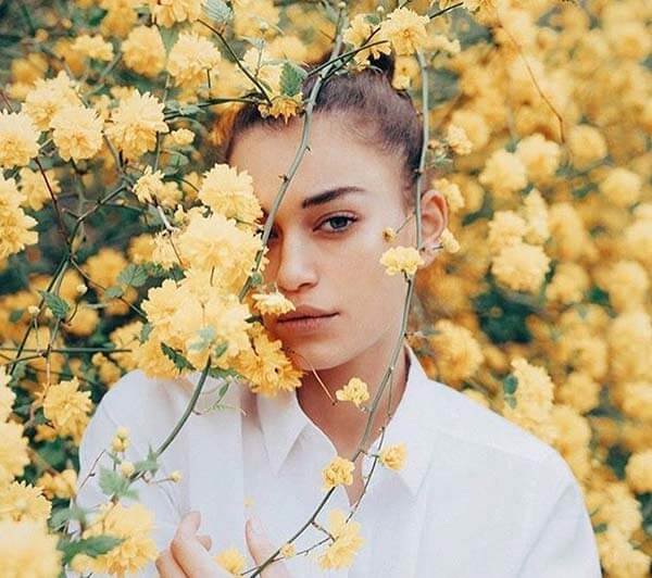 عکس با گل طبیعی