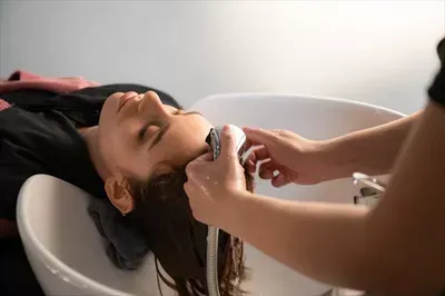  پروفایل آرایشگری زنانه
