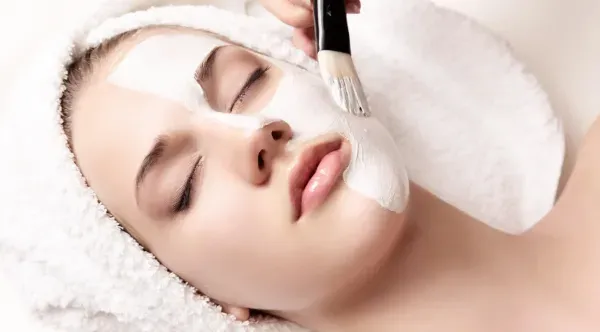  عکس پاکسازی پوست با دستگاه