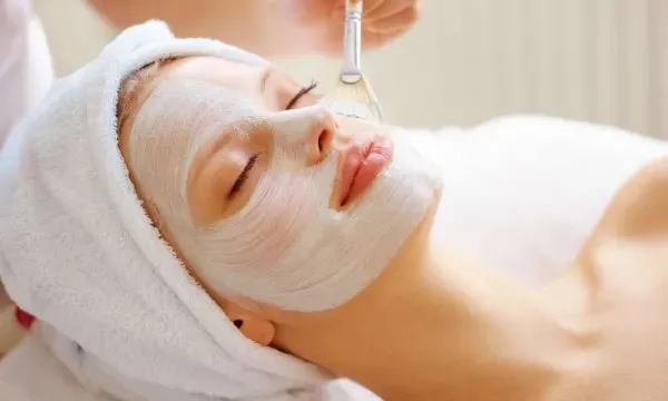  عکس پاکسازی پوست با دستگاه