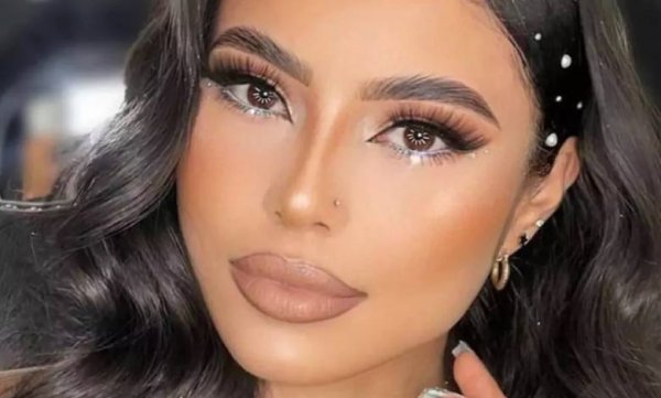  میکاپ نود صورتی