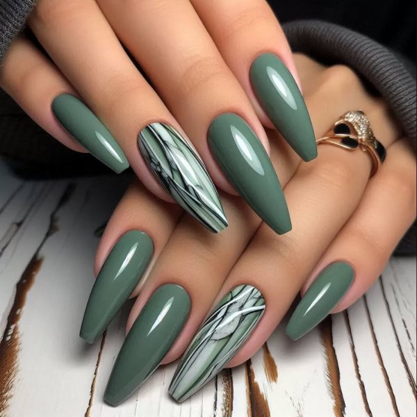  طرح ناخن شیک و باکلاس ۱۴۰۵ سبز