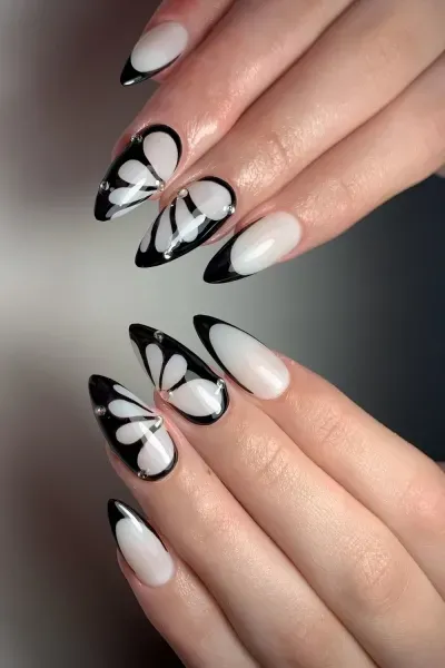  طرح ناخن شیک و باکلاس ۱۴۰۵ مشکی