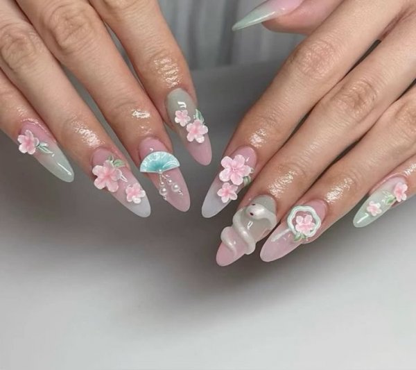 عکس طرح ناخن شیک و باکلاس کوتاه
