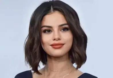  سلنا گومز پیج اینستاگرام