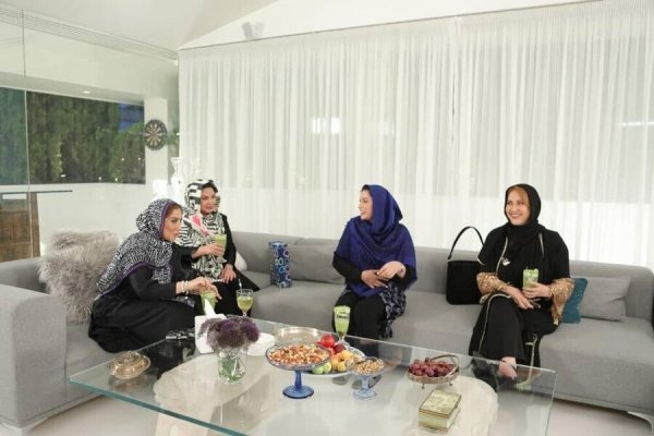  عکس زن ایرانی در خانه