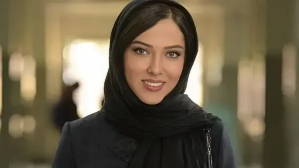 عکس زن ایرانی در خانه