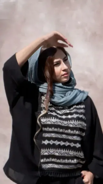  ژست عکاسی برای پروفایل