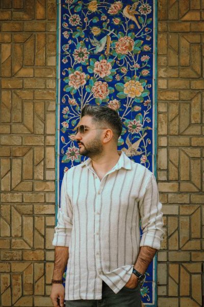 ژست عکس گرفتن تنهایی