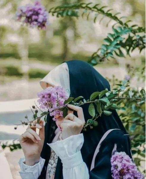 عکس دختر با حجاب لاکچری