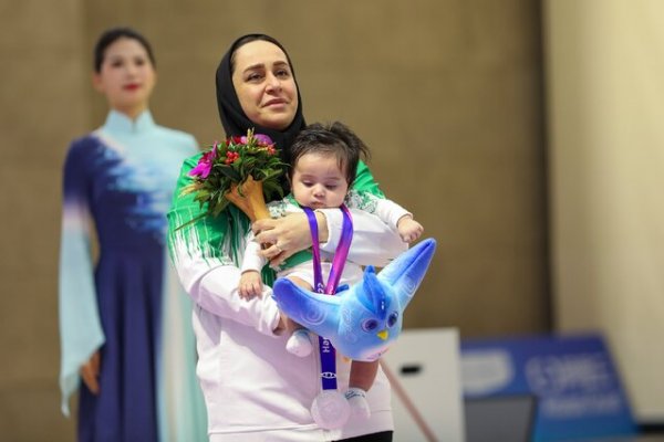  عکس ورزشکاران معروف ایرانی زن