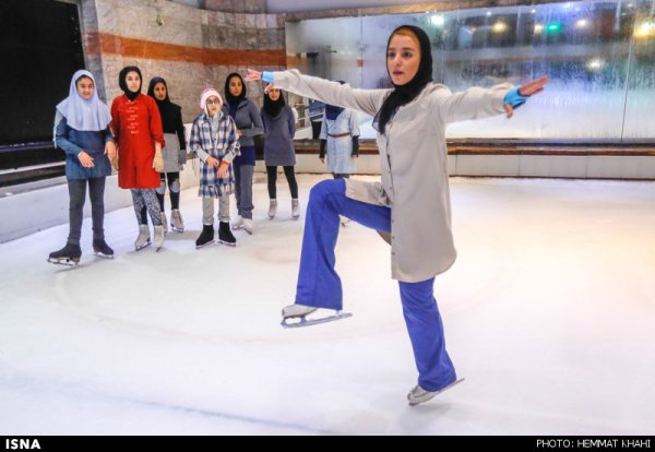  عکس اسکی روی یخ،پاتیناژ