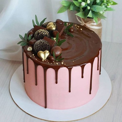 عکس کیک تولد شکلاتی شیک
