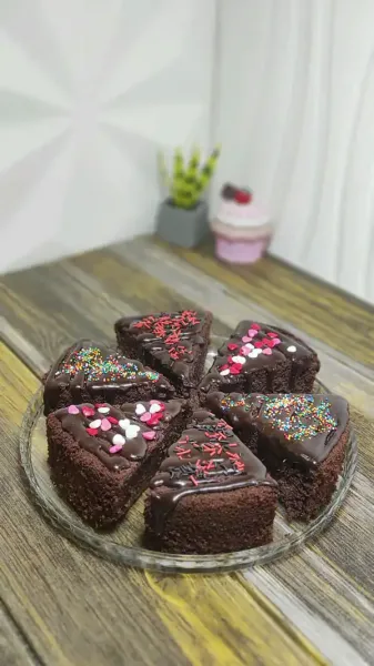  کیک تولد شکلاتی ساده و شیک