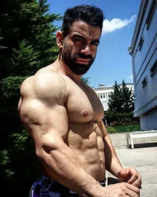  عکس بدنساز ایرانی