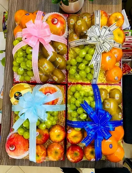 تزیین میوه عروس و داماد