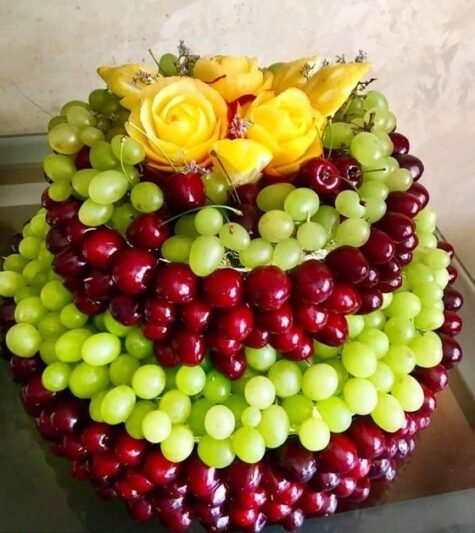 تزیین میوه نوبرانه برای عروس در سبد