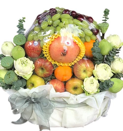 تزیین میوه نوبرانه برای عروس در سبد