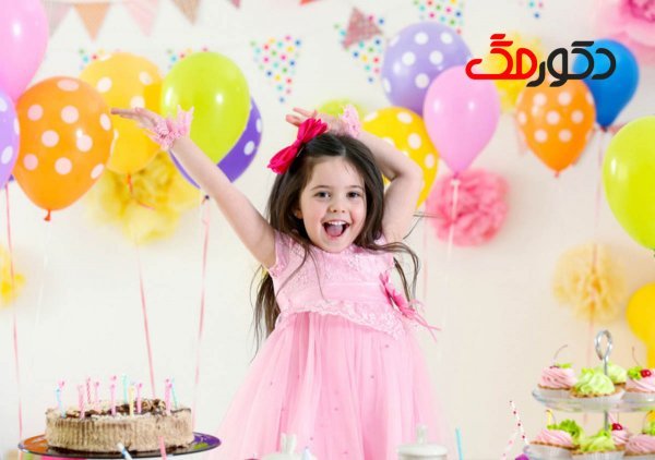  تزیین میز تولد ساده و شیک