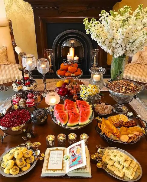  چیدمان میز پذیرایی لاکچری