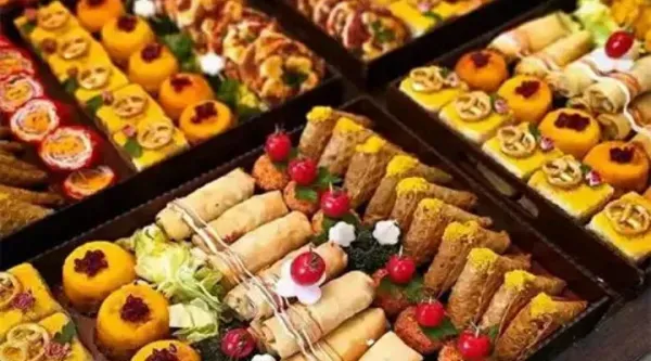 چیدمان میز مزه مشروب