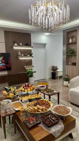  تزیین میز مهمانی ساده