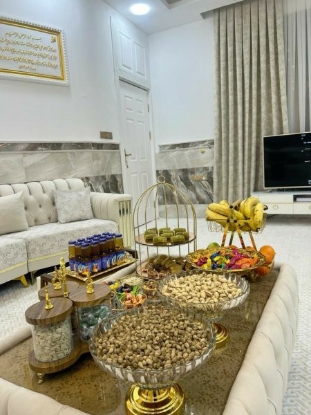  تزیین میز مهمانی ساده