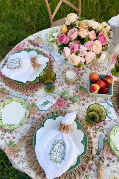  چیدمان میز پذیرایی مهمان