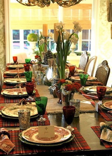  چیدمان میز شام لاکچری