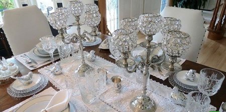  چیدمان میز شام لاکچری