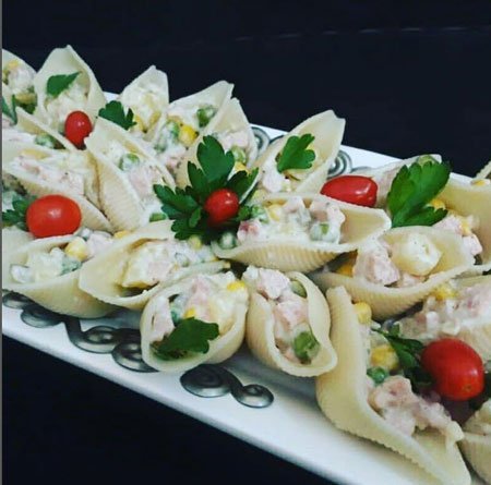  چیدمان میز مزه تولد