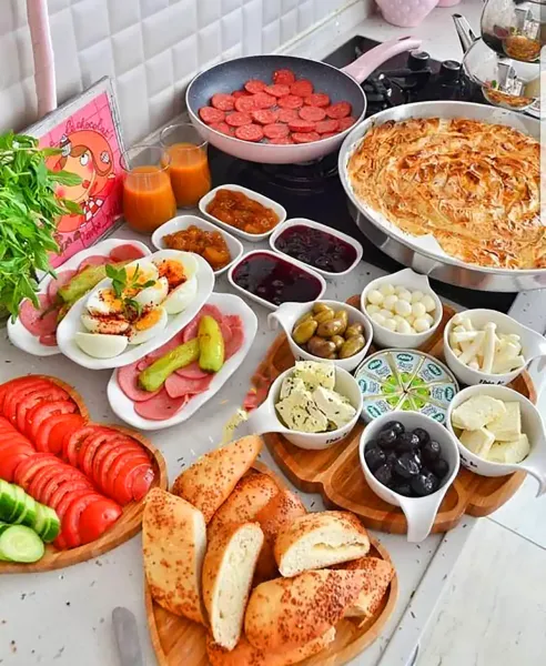 عکس میز صبحانه فانتزی