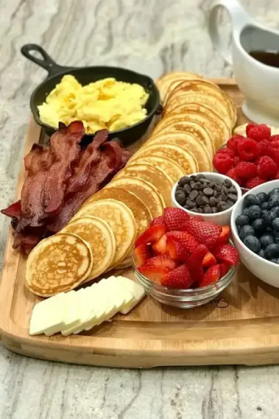 عکس میز صبحانه مهمانی