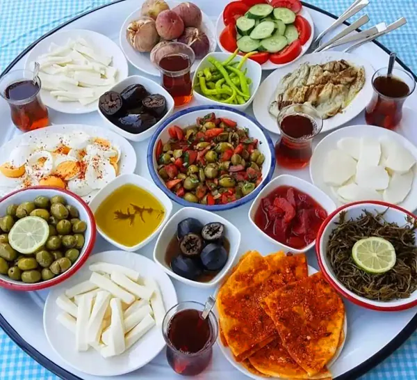 عکس میز صبحانه فانتزی