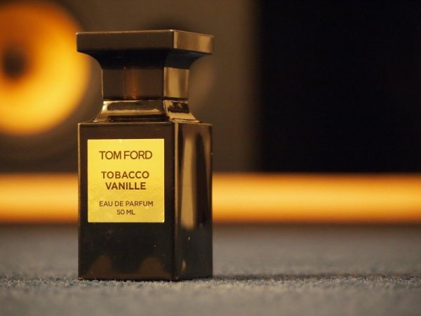  خوشبوترین و باکلاس ترین عطر زنانه