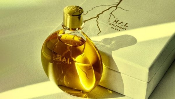  گرانترین و خوشبوترین عطر زنانه