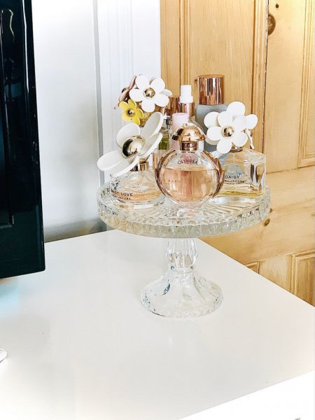  عکس لاکچری ترین عطر زنانه