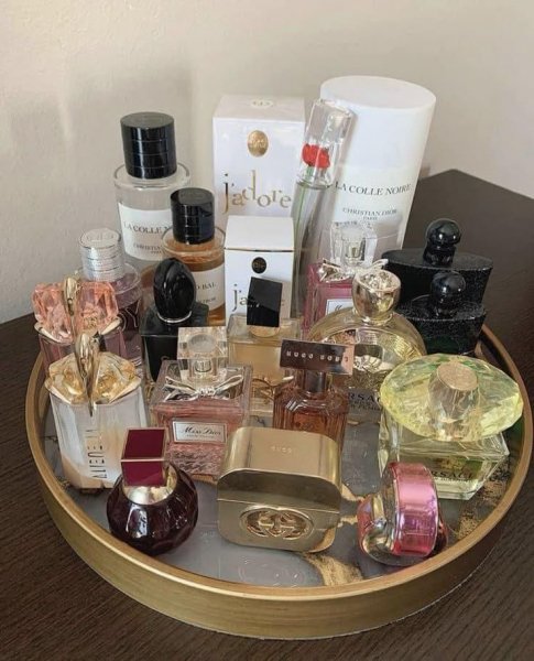 عکس لاکچری ترین عطر زنانه