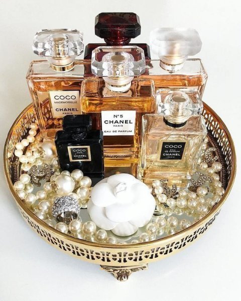  عکس لاکچری ترین عطر زنانه
