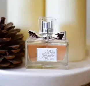  عکس لاکچری ترین عطر زنانه