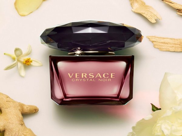 اسامی عطرهای زنانه با عکس