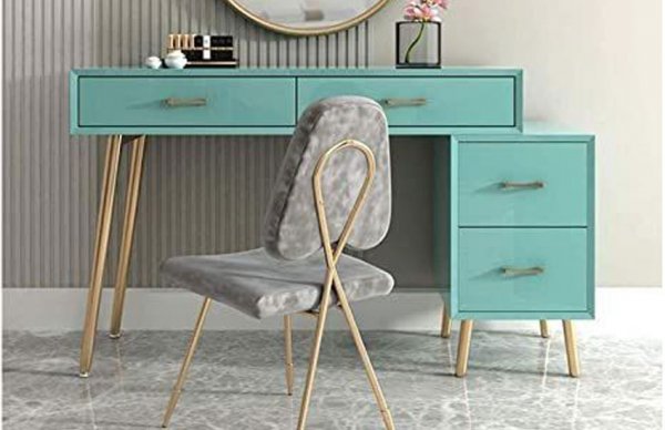 مدل میز آرایش ساده و شیک