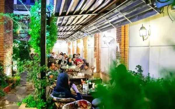  کافه های ادایی تهران با عکس