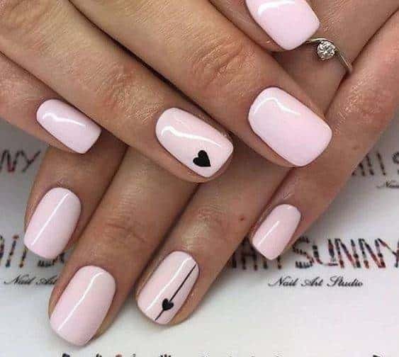 رنگ لاک صورتی روشن