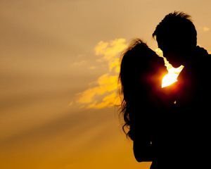  والپیپر بوسه عاشقانه