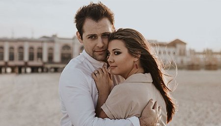  عکس زن و شوهر در بغل هم خارجی