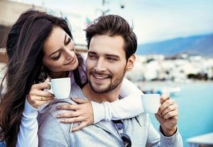  عکس زن و شوهر در بغل هم خارجی